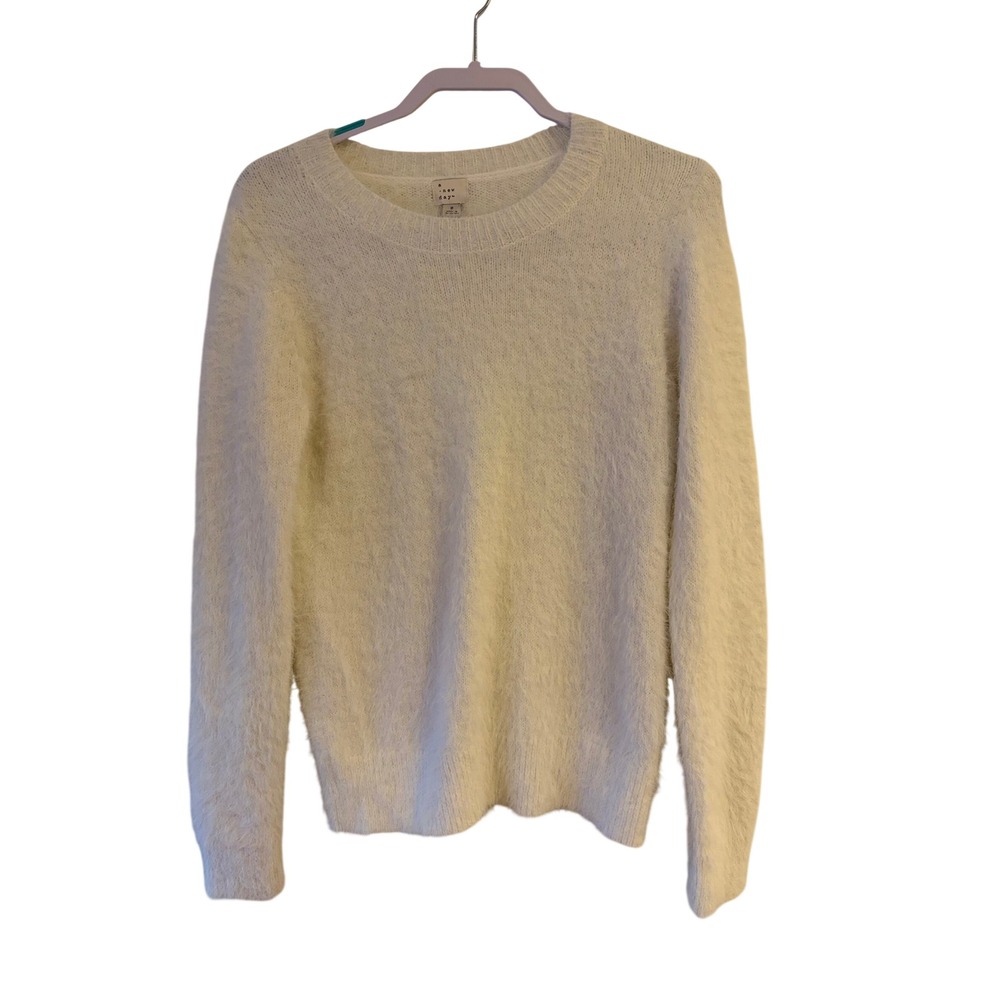 A New Day Ivory Fuzzy Eyelash Knit Sparkle Sweater Small Crew Neck Pullover
